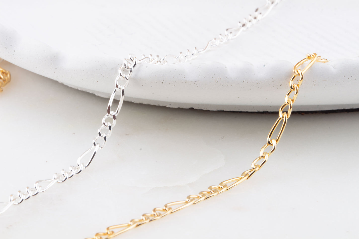 7mm x 3mm Figaro Chain by Foot in Sterling Silver, Gold Filled, Permanent Jewelry Chain, Bulk Dainty Fígaro Chain, Figaro Charm Bracelet